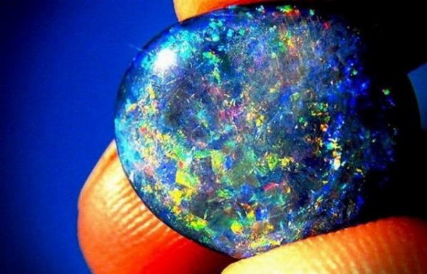Самые редкие из драгоценных камней в мире