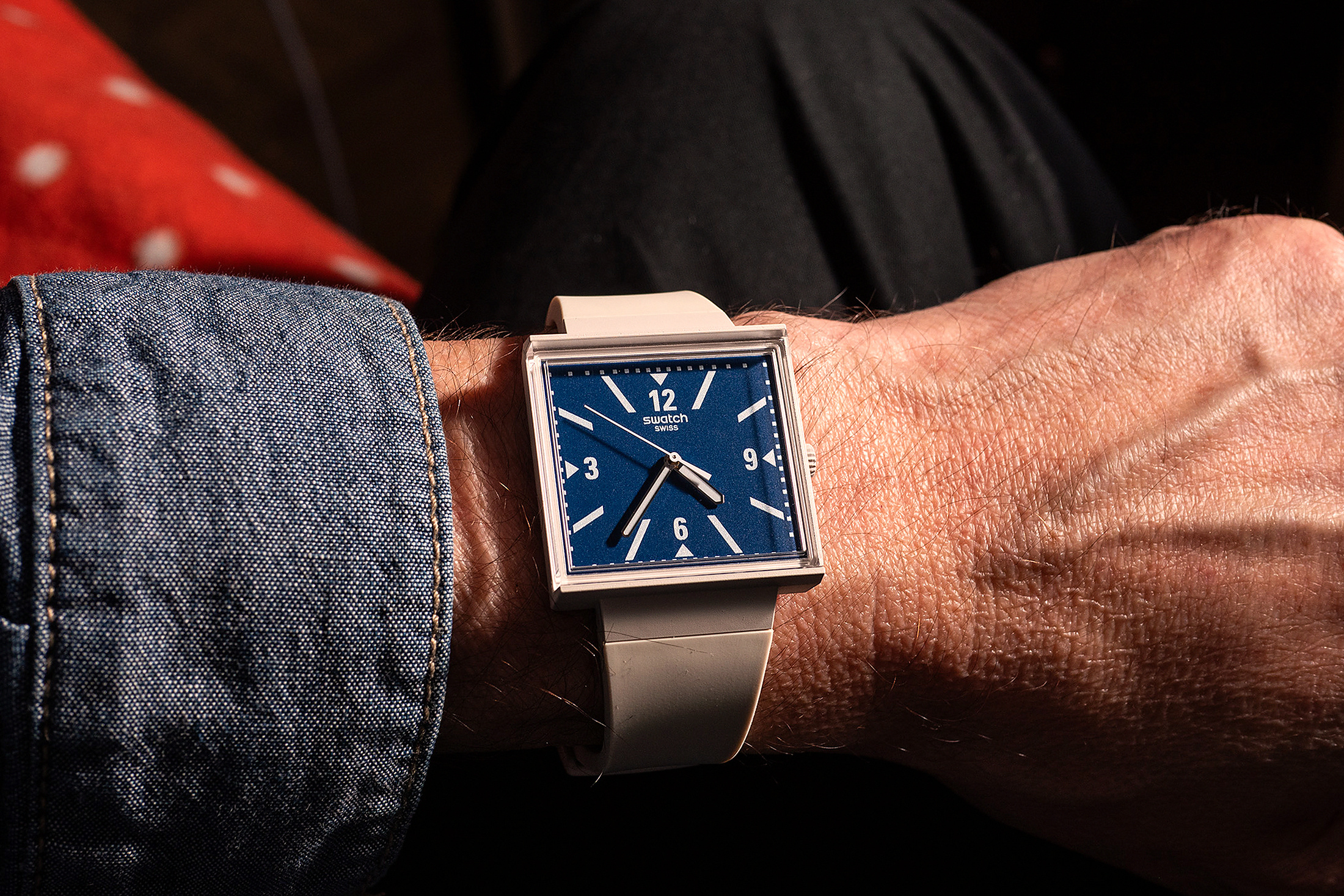 Корпус часов Swatch 'What If...Tariffs?'