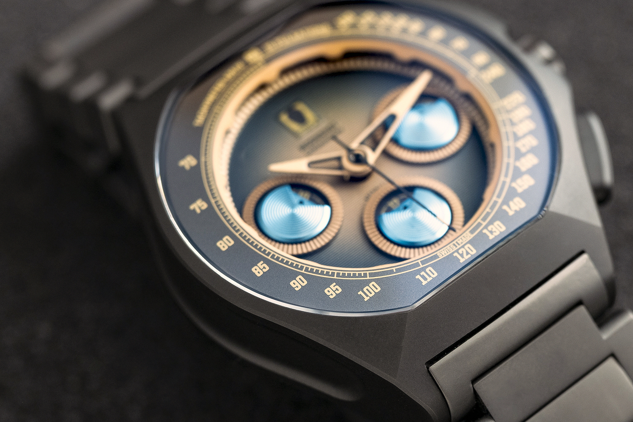 Титановый корпус Isotope Moonshot