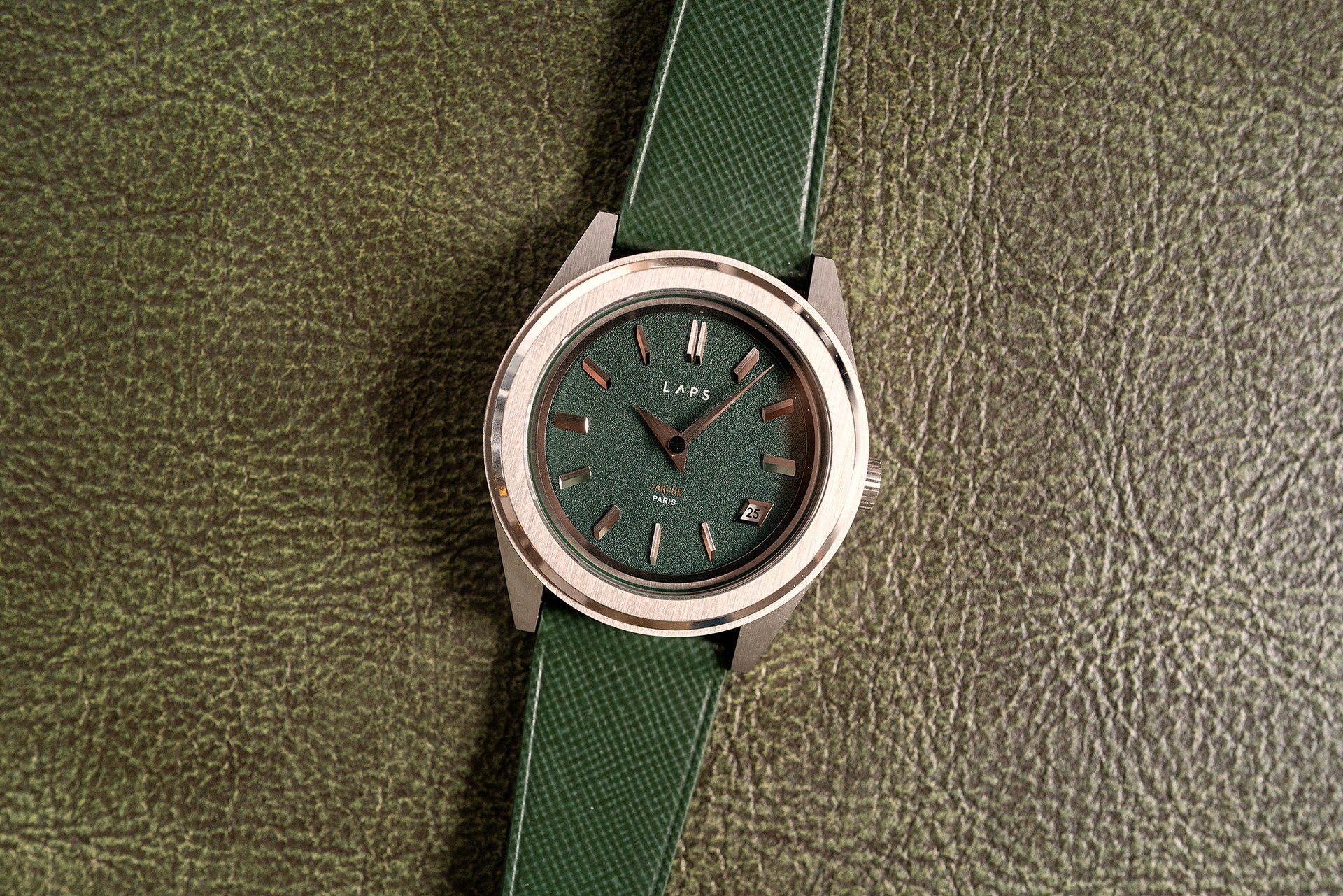 The Laps Arche Collection
