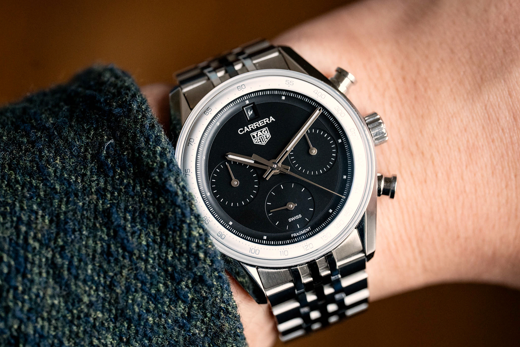 TAG Fragment Carrera Glassbox на запястье