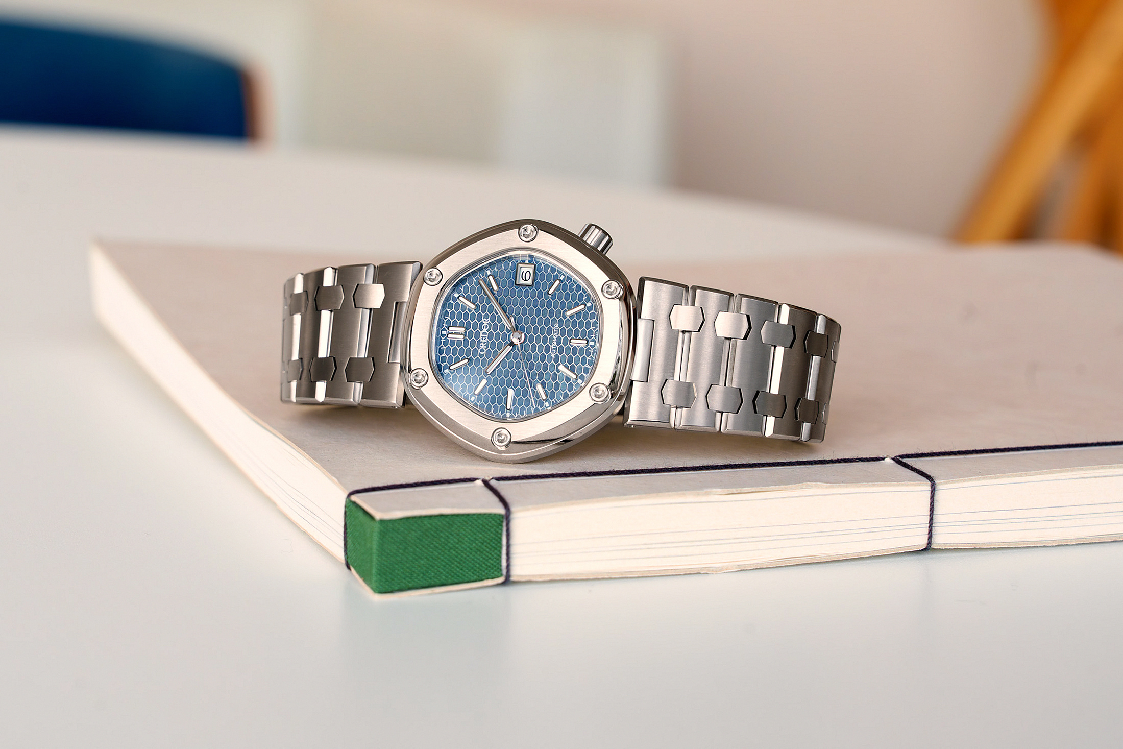 Credor Locomotive с циферблатом Dawn Blue