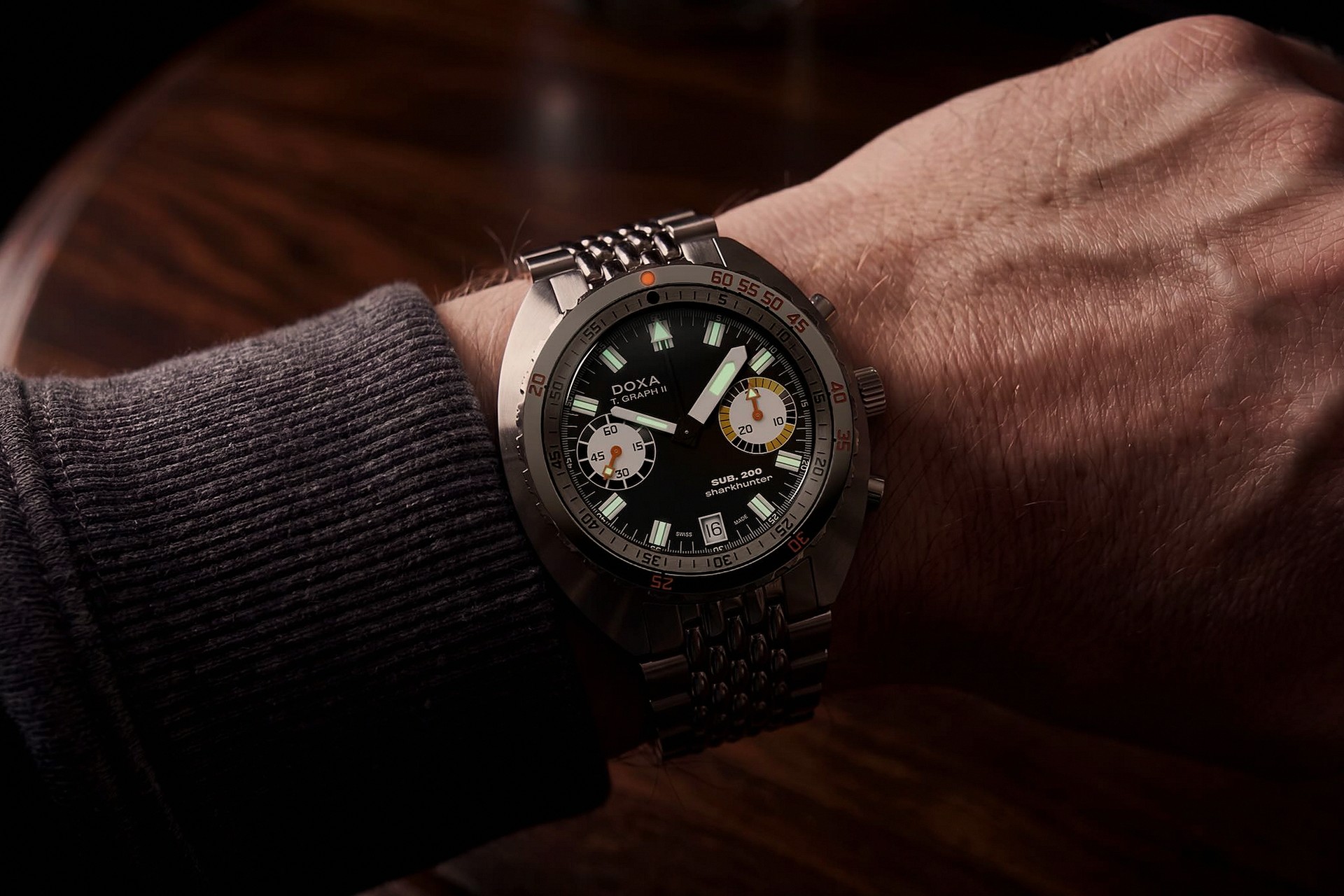Doxa Sub 200 Tgraph II Lume Shot