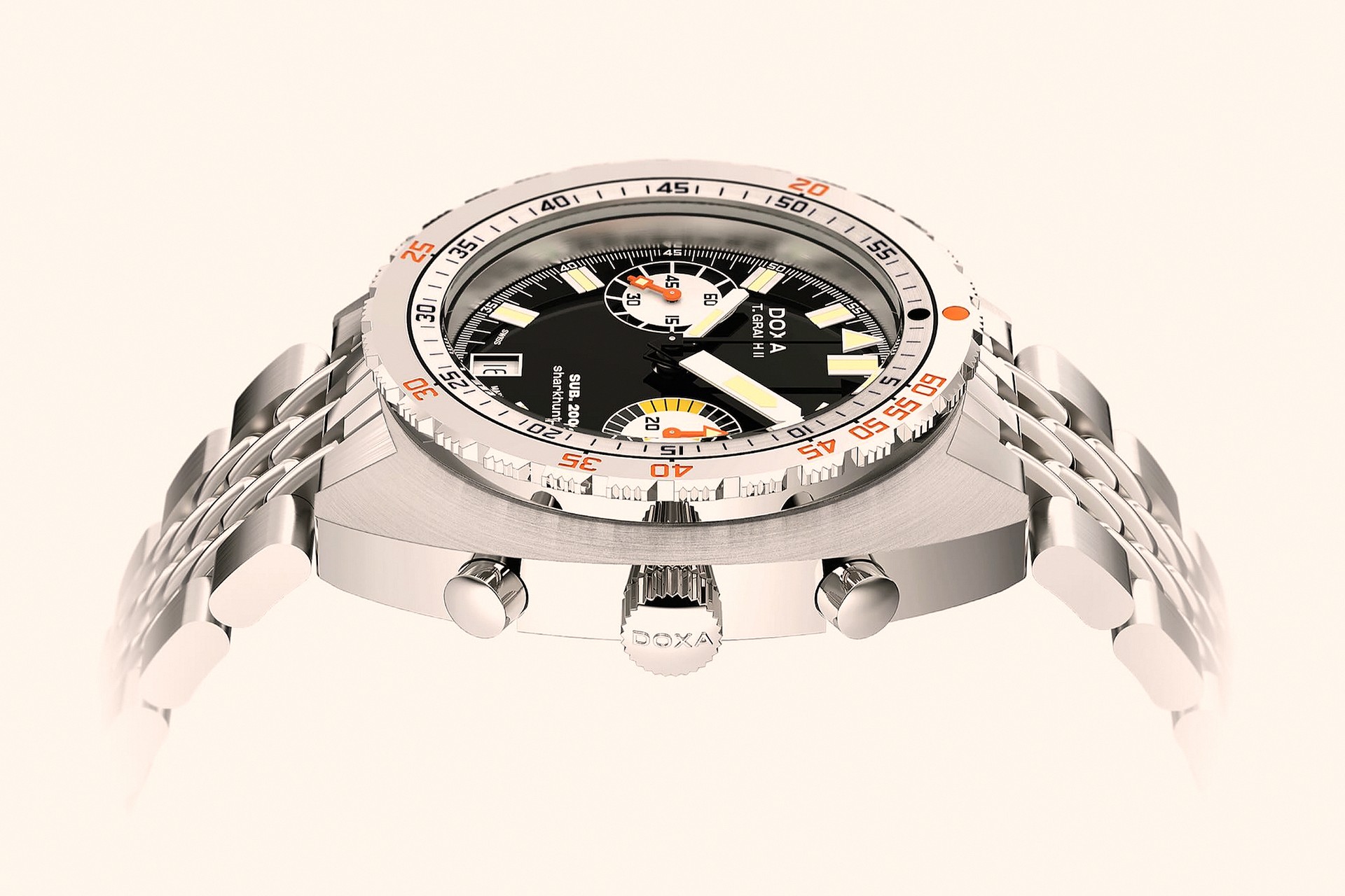 Doxa Sub 200 Tgraph II Black Bracelet Shot