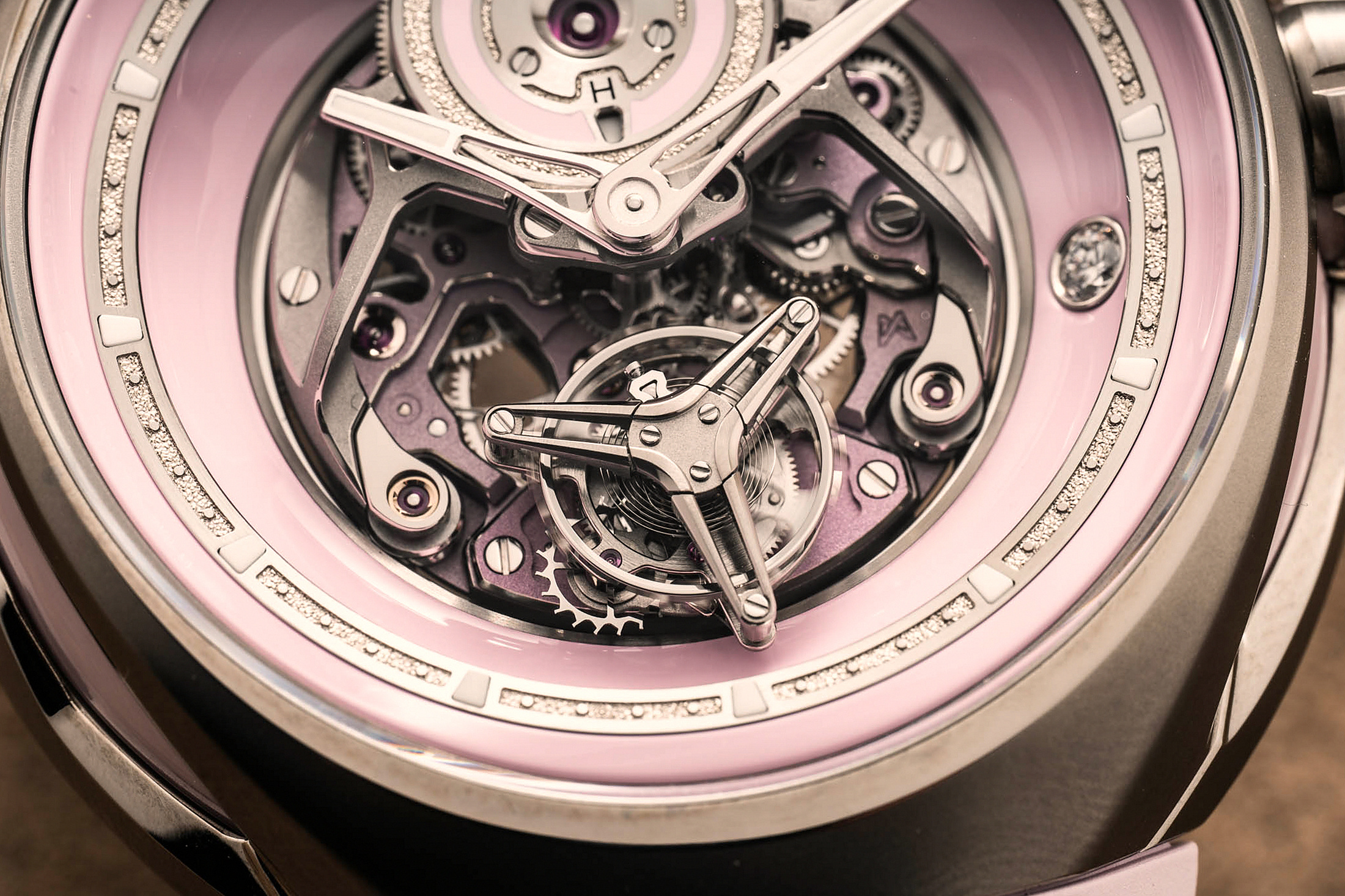 Летающий турбийон Vanguart Orb Pink Ceramic