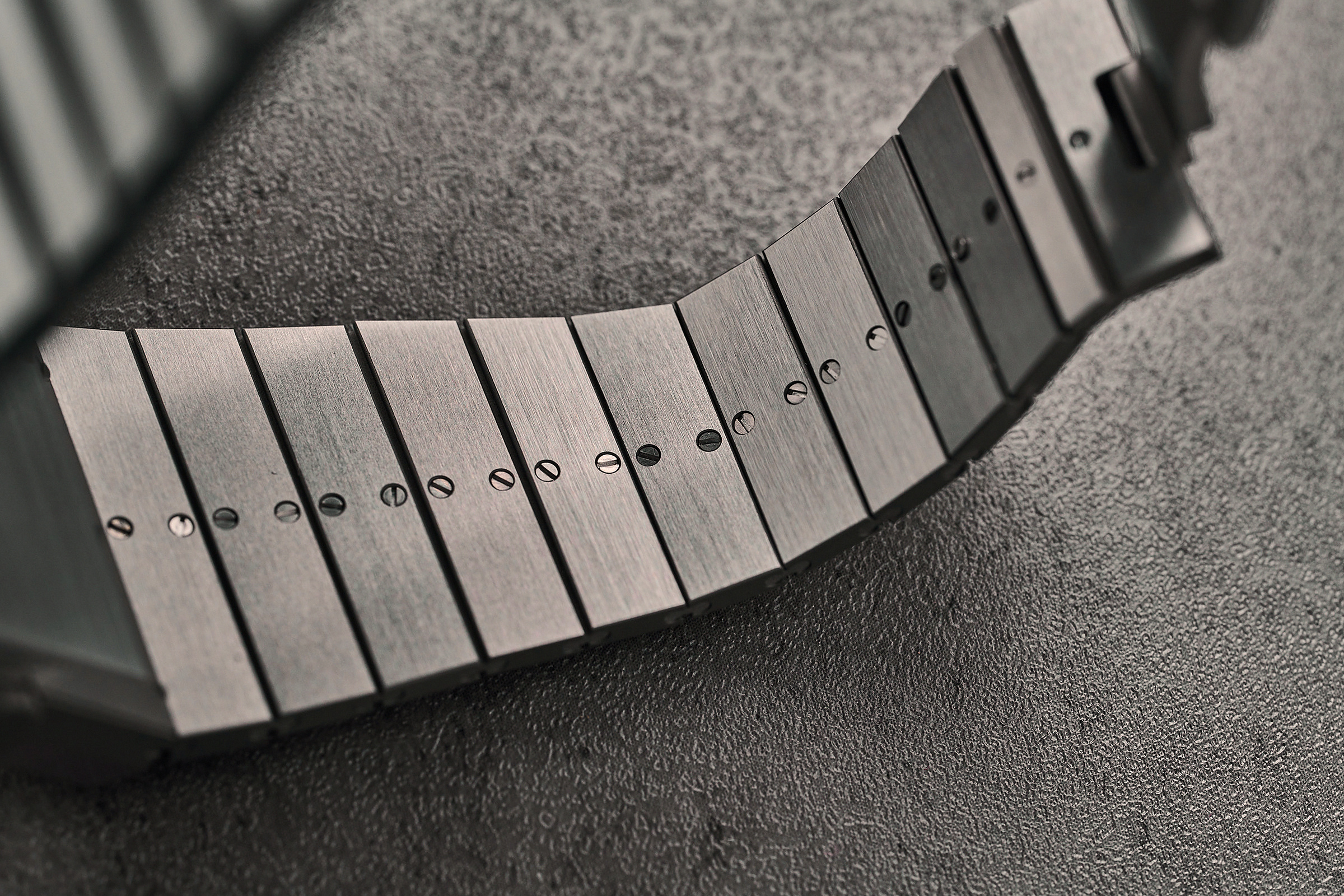 Часы Toledano & Chan b/1.3r