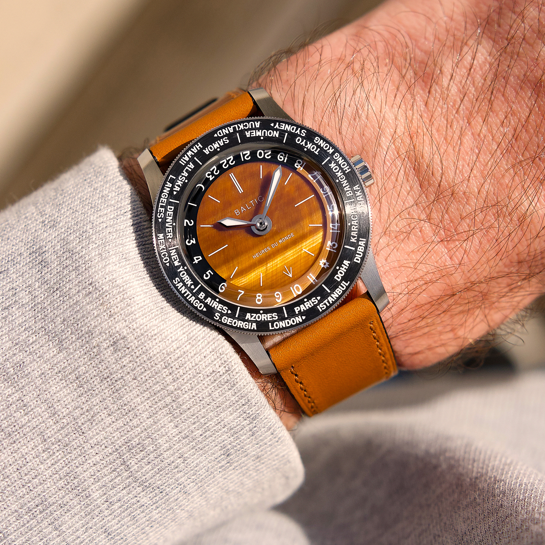 Часы мирового времени Baltic