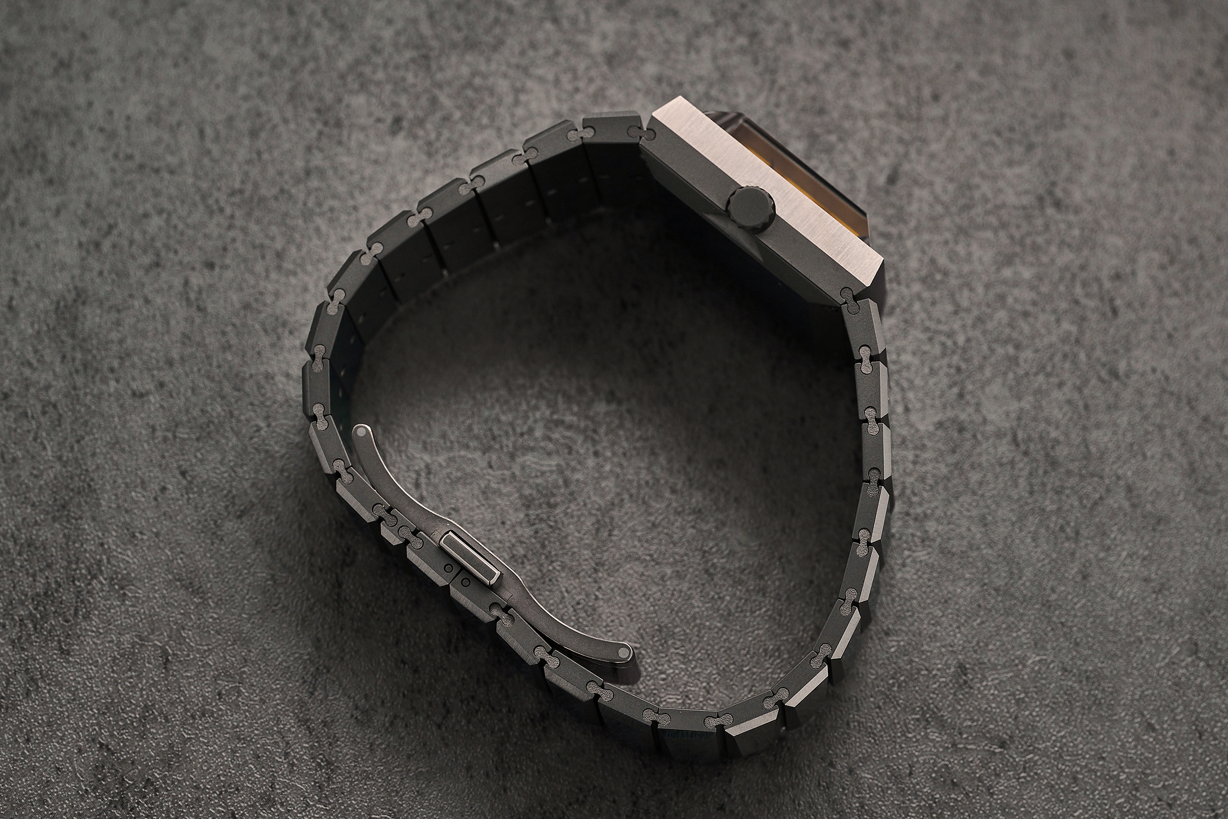 Часы Toledano & Chan b/1.3r