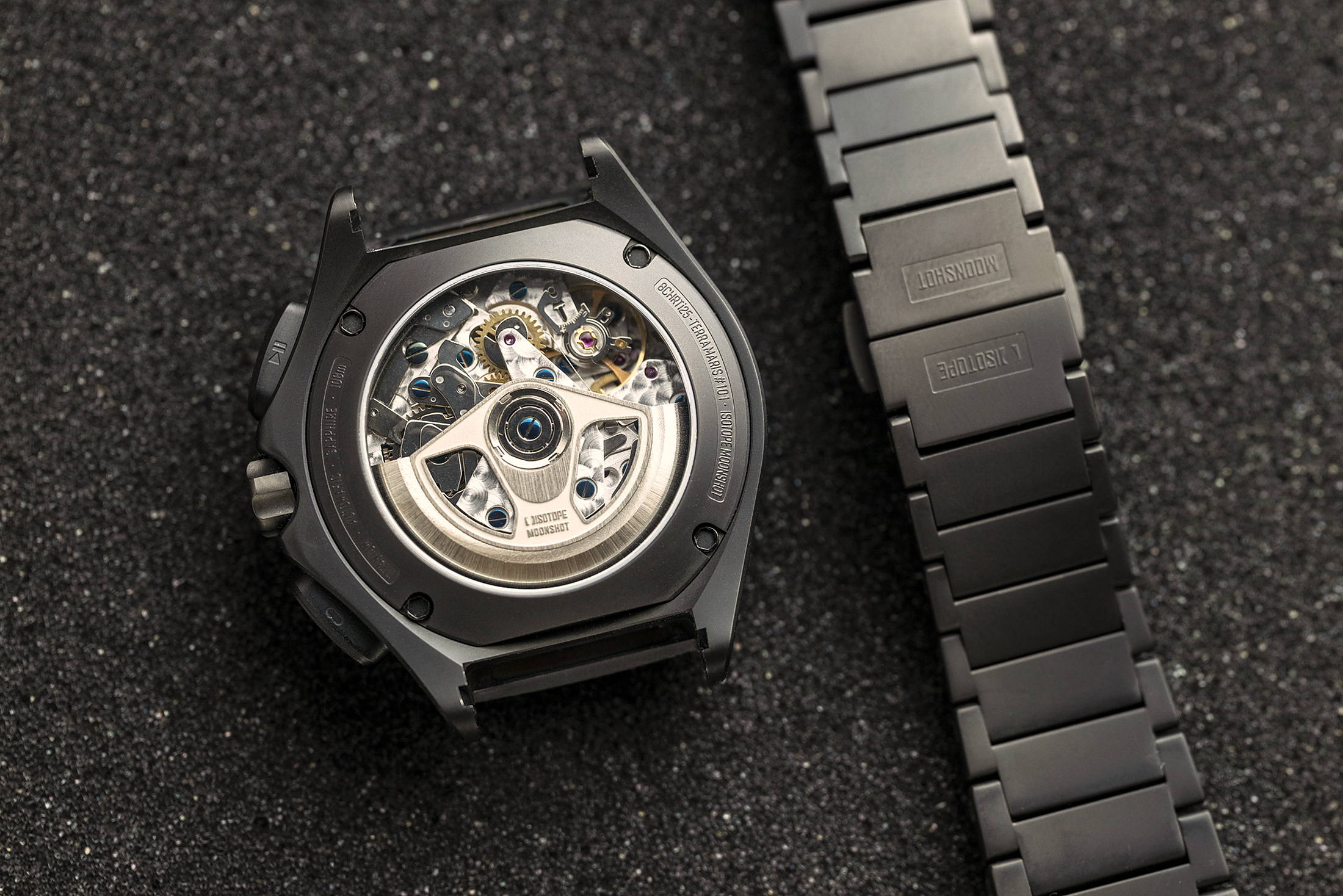 Светящийся эффект Isotope Moonshot