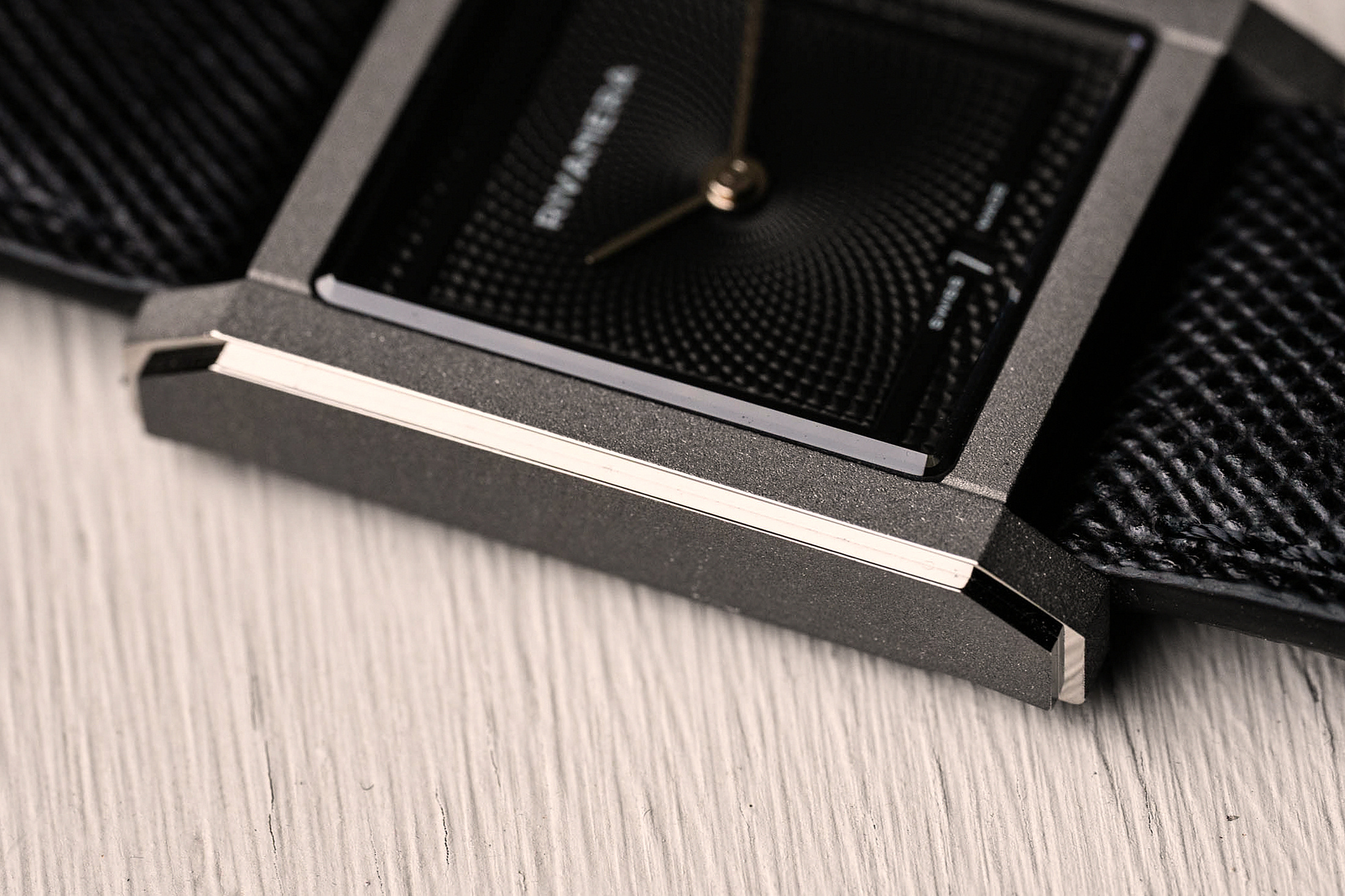 Скос корпуса EchoNeutra Rivanera Piccolo