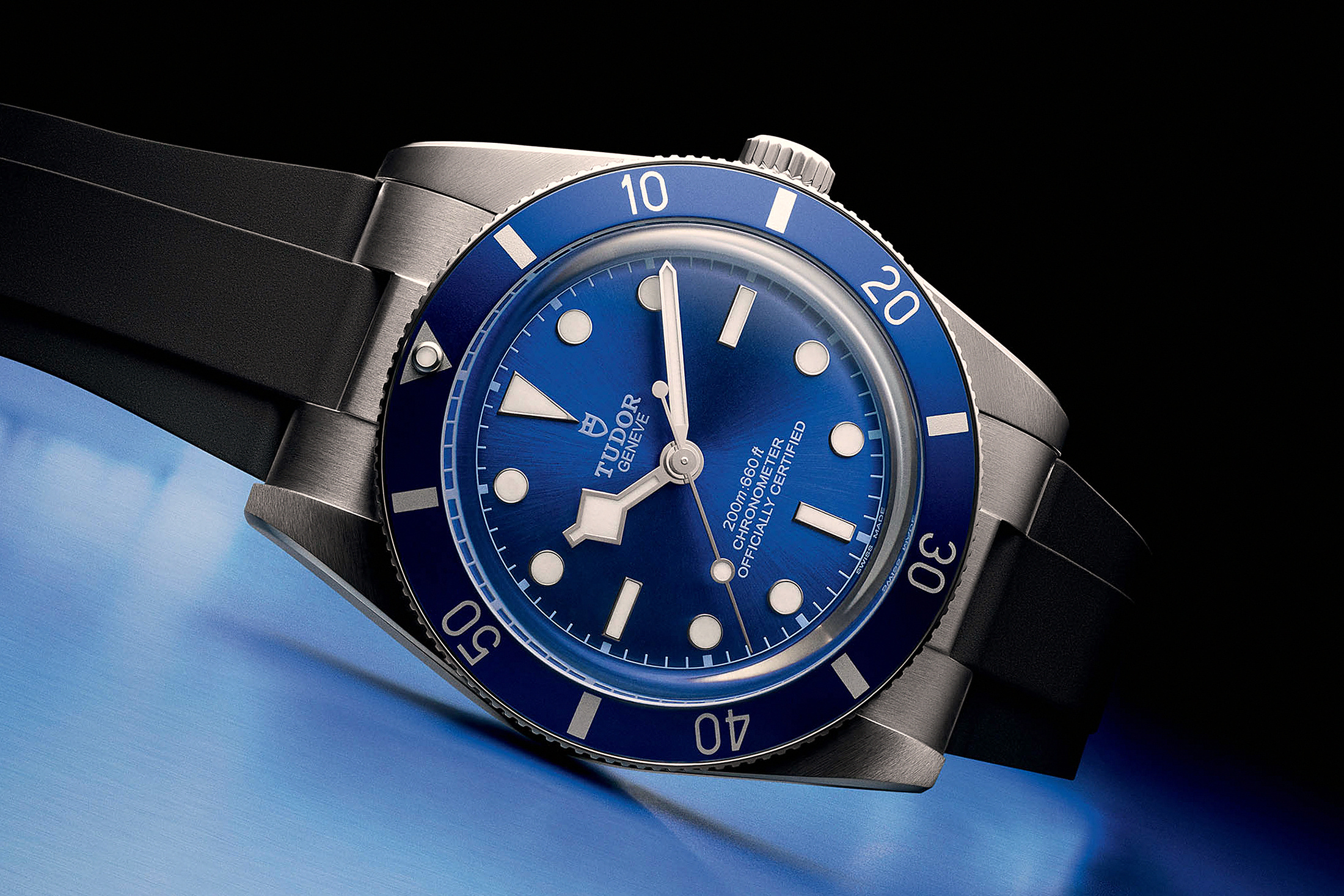 BB54 Blue с резиновым ремешком