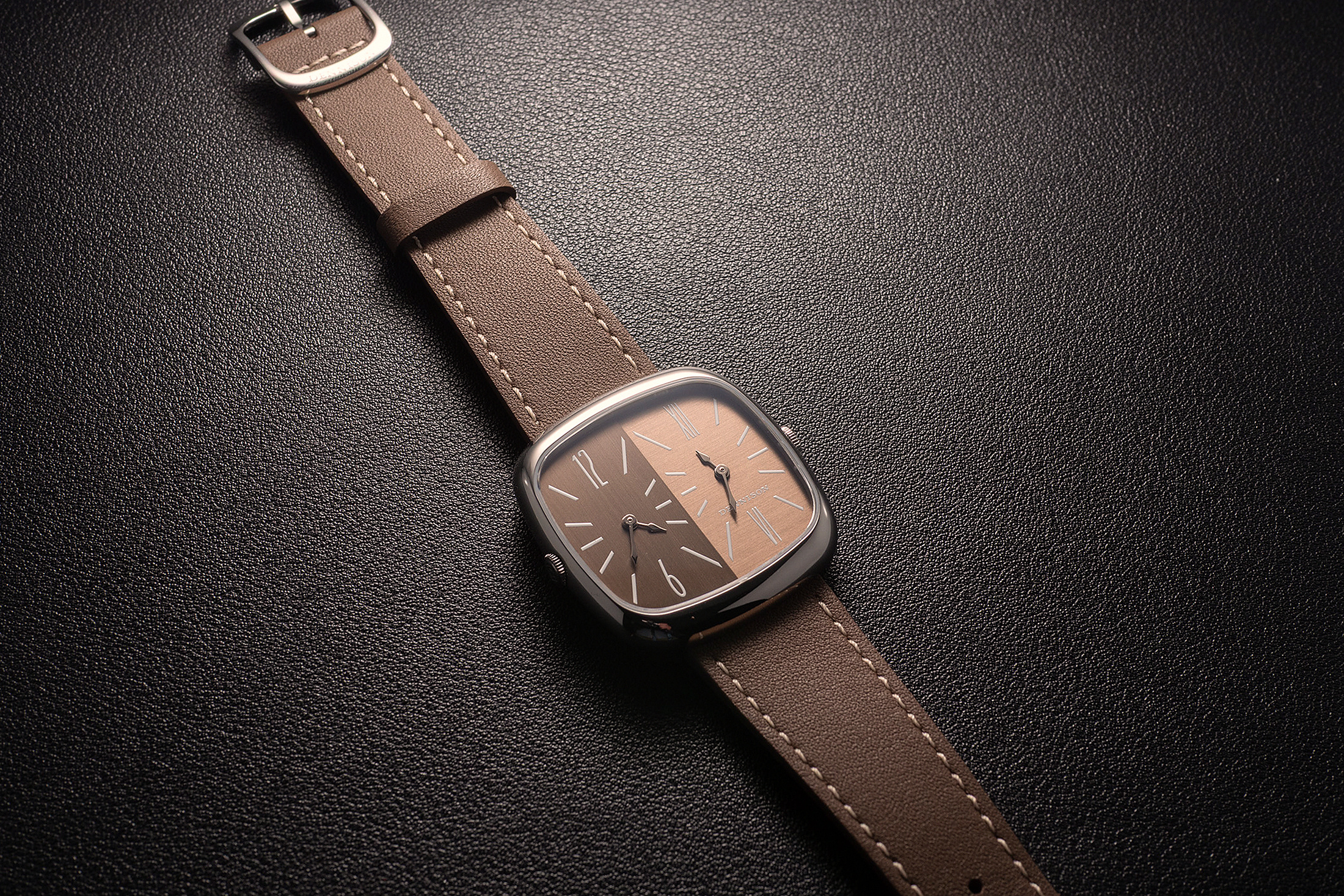 Часы Dennison ALD Dual Time "Shades" с кожаным ремешком