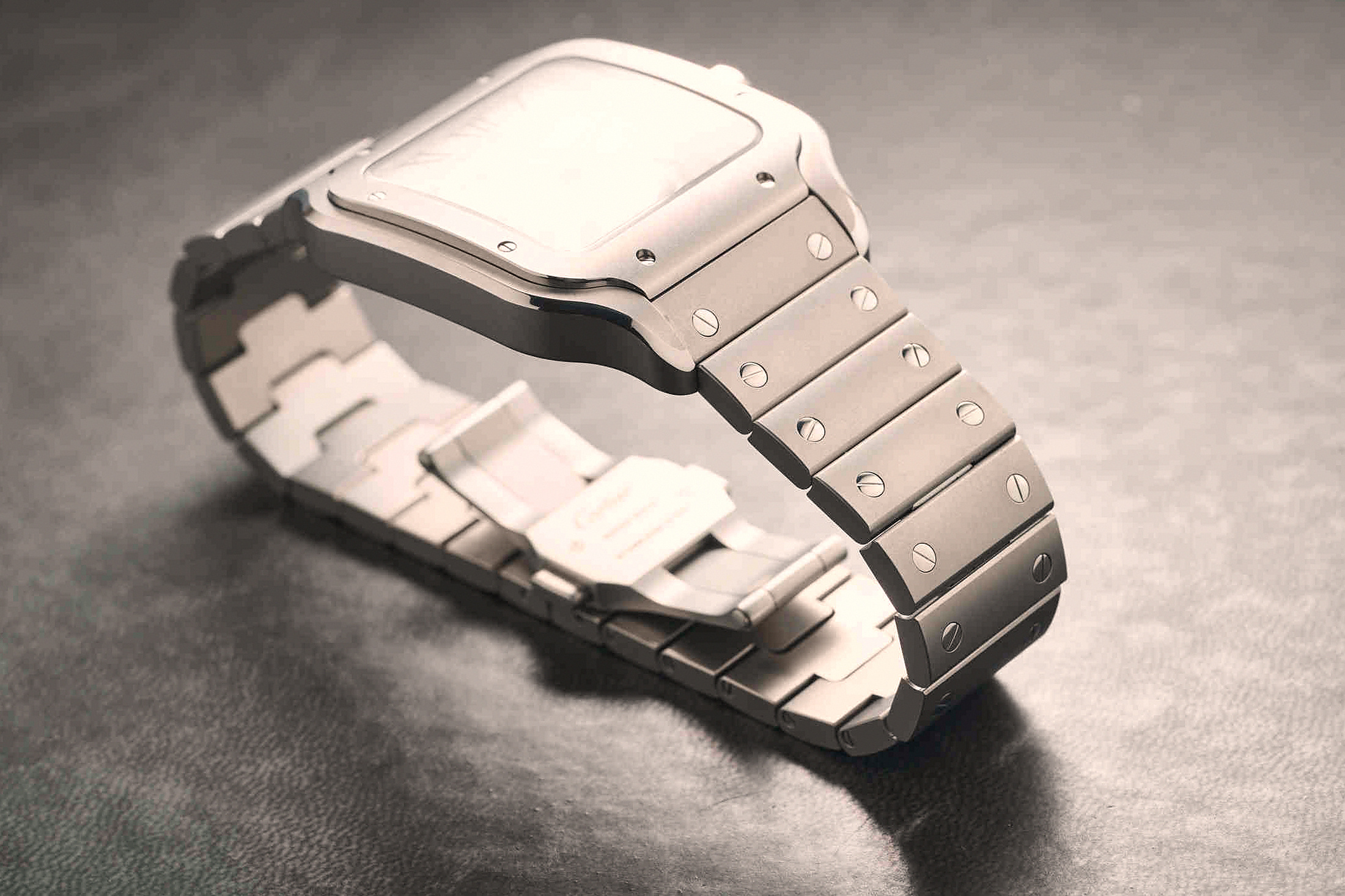 Cartier Santos в титане