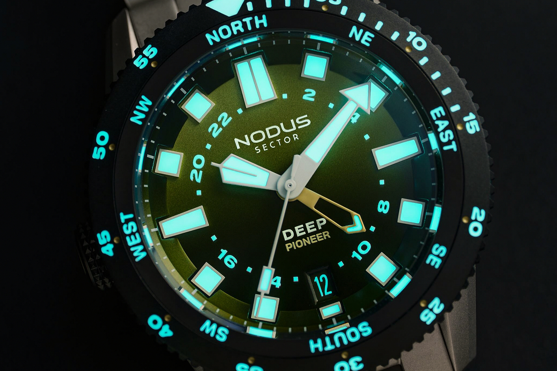 Nodus Sector Deep Pioneer с подсветкой