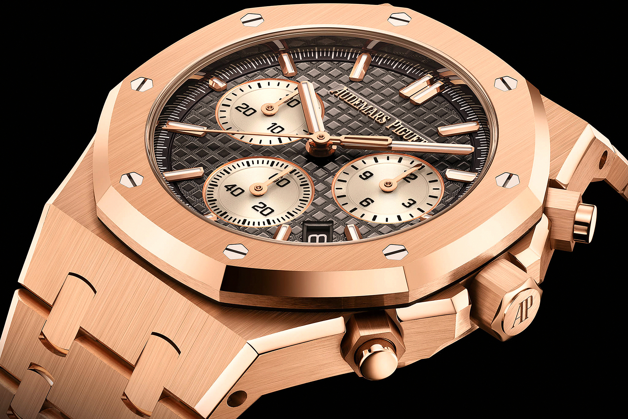 38 мм ROC из розового золота