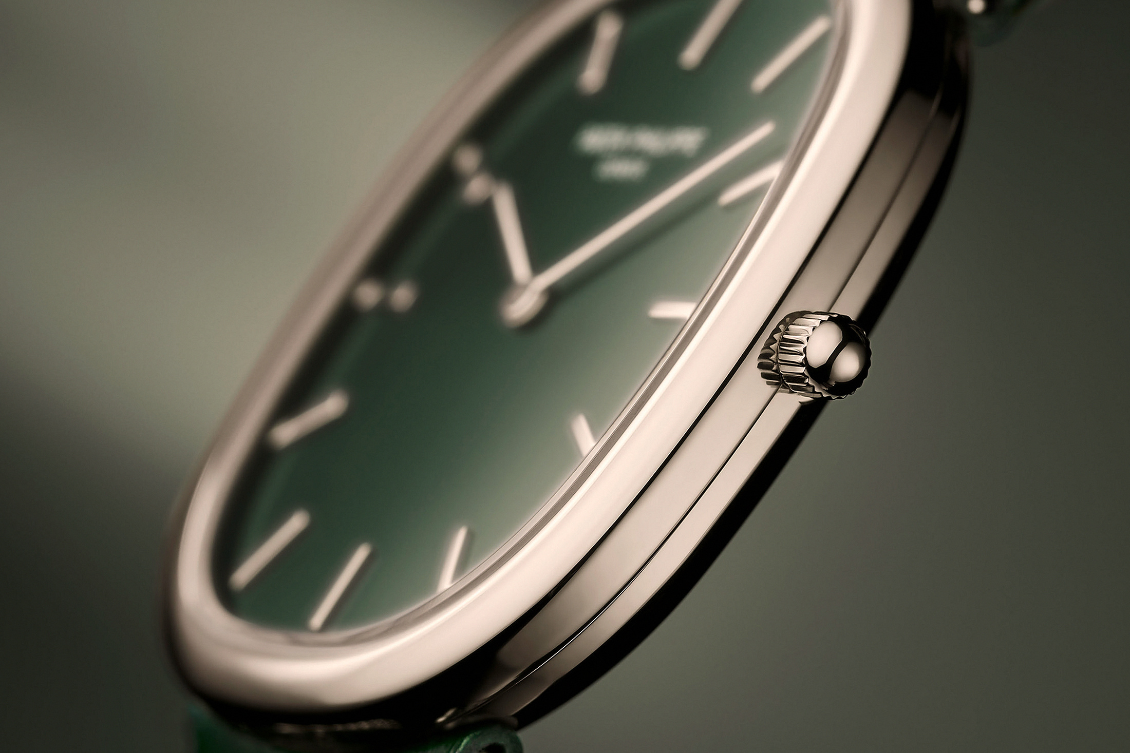 Оливково-зеленый циферблат Patek Philippe
