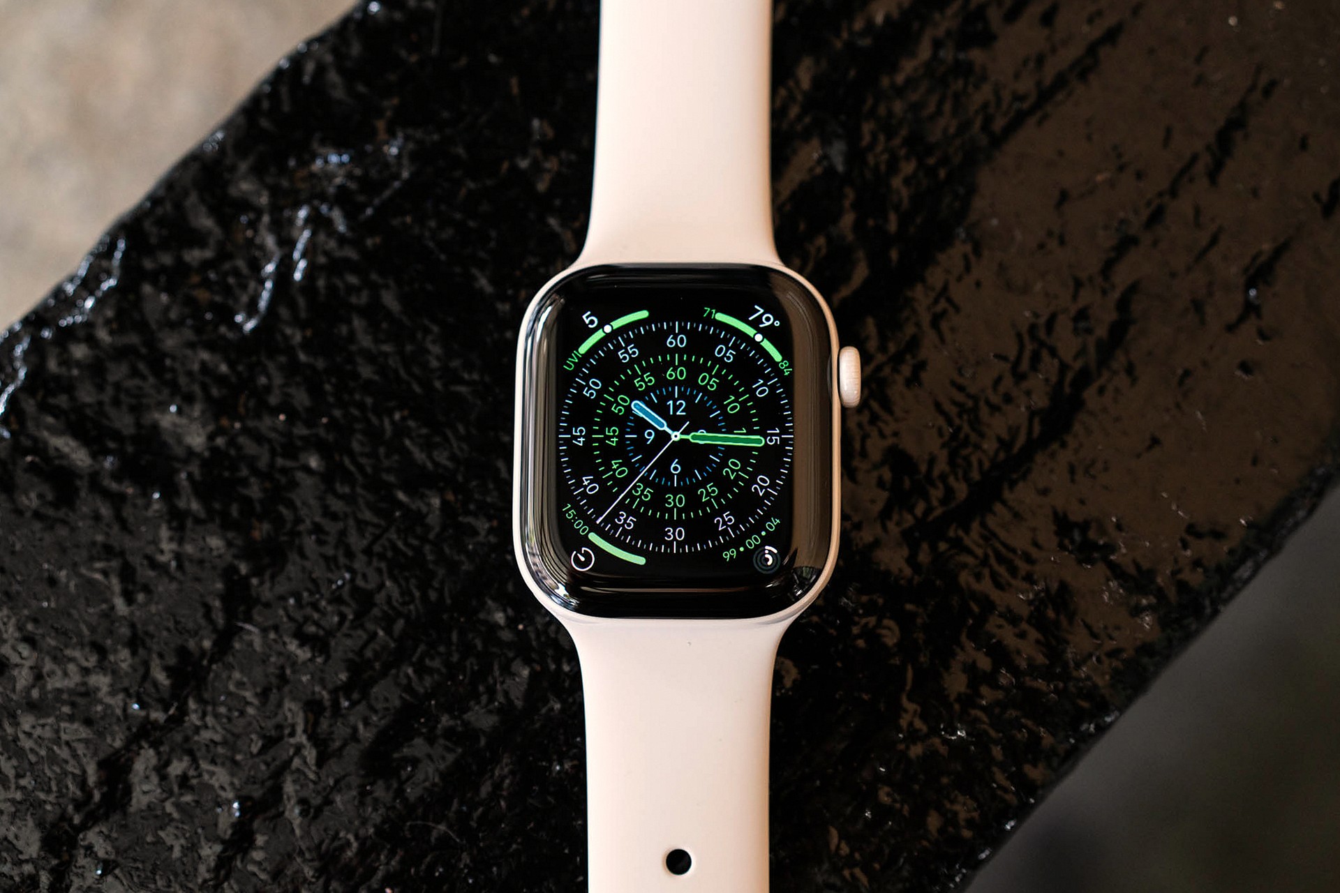 Apple Watch Series 12 White on black