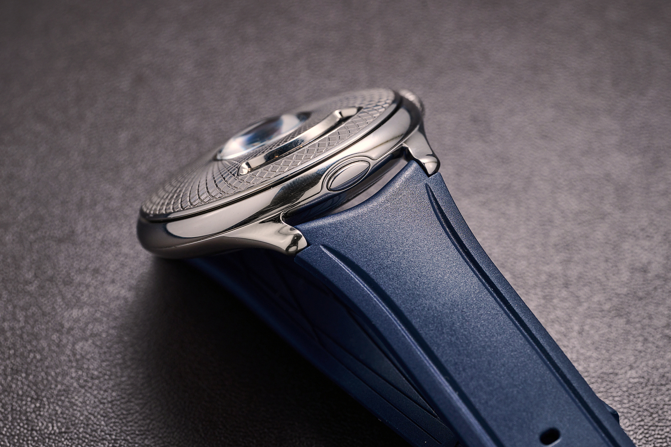 Полированный корпус часов Czapek