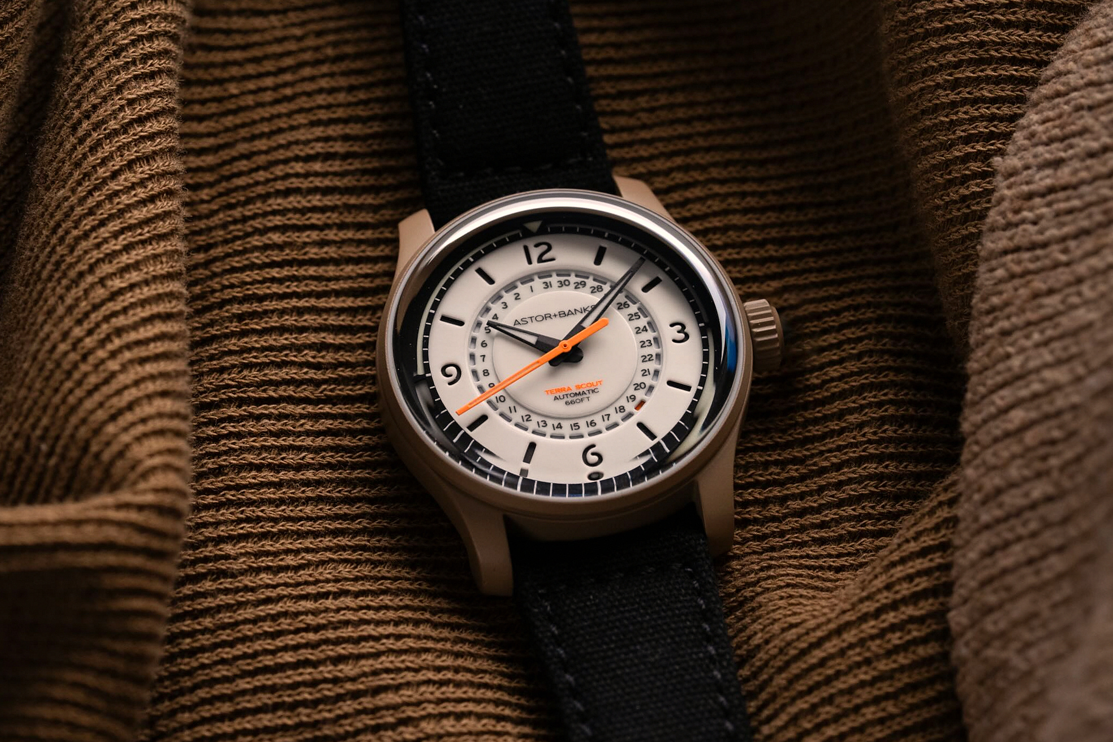 Terra Scout в песочном цвете