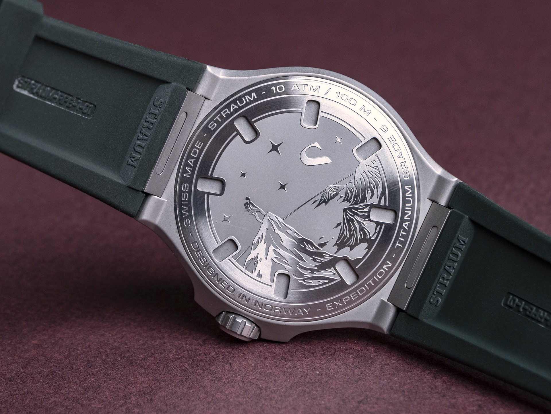 Straum Expedition Engraved Caseback